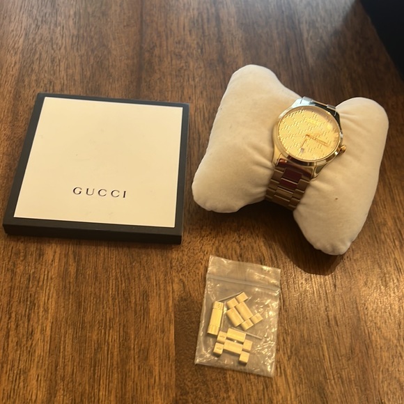 Gucci Watch 38mm - Picture 9 of 9